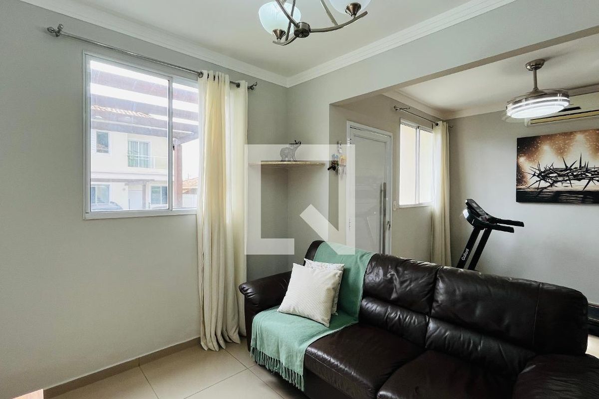 Casa à Venda - Mansões Santo Antônio, 3 Quartos,  100 m2 em , Campinas - sp | SoloBR