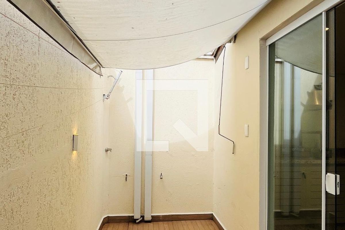 Casa à Venda - Mansões Santo Antônio, 3 Quartos,  100 m2 em , Campinas - sp | SoloBR
