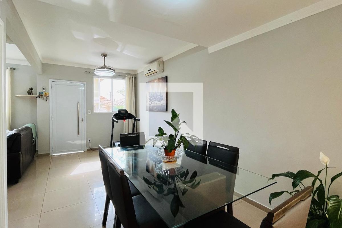 Casa à Venda - Mansões Santo Antônio, 3 Quartos,  100 m2 em , Campinas - sp | SoloBR