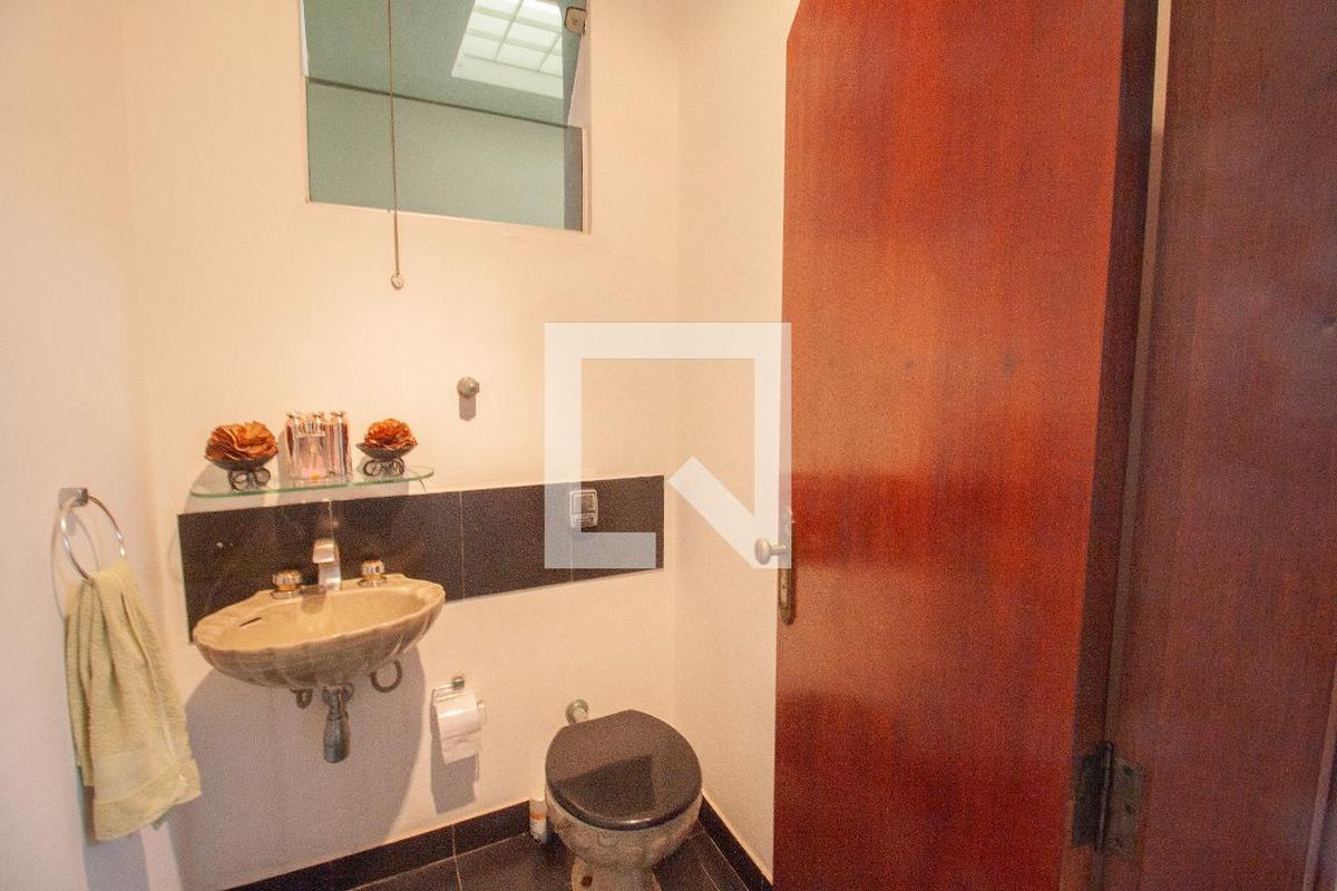 Casa, 4 quartos, 230 m² - Foto 12