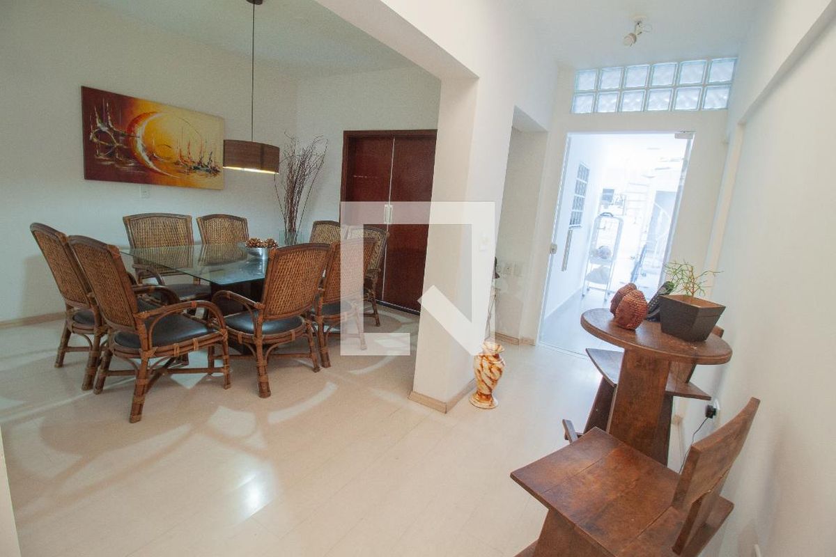 Casa, 4 quartos, 230 m² - Foto 8