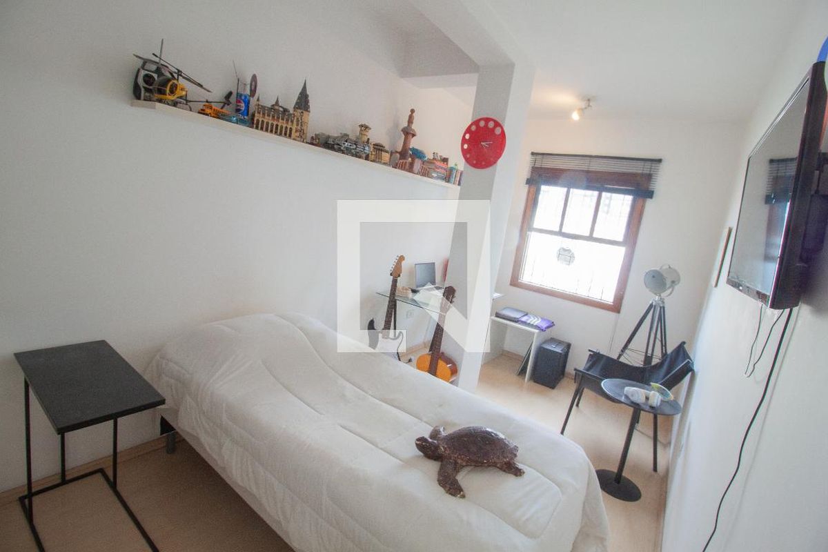 Casa, 4 quartos, 230 m² - Foto 30