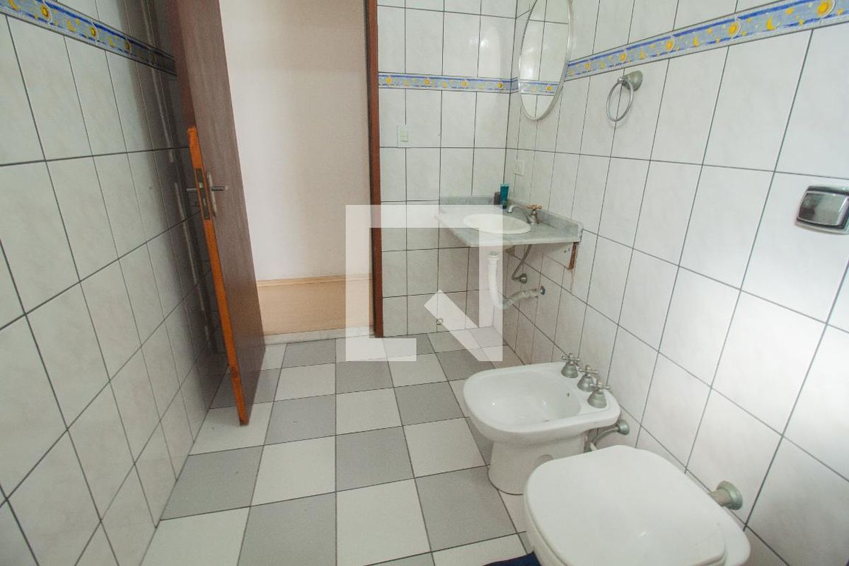 Casa, 4 quartos, 230 m² - Foto 41