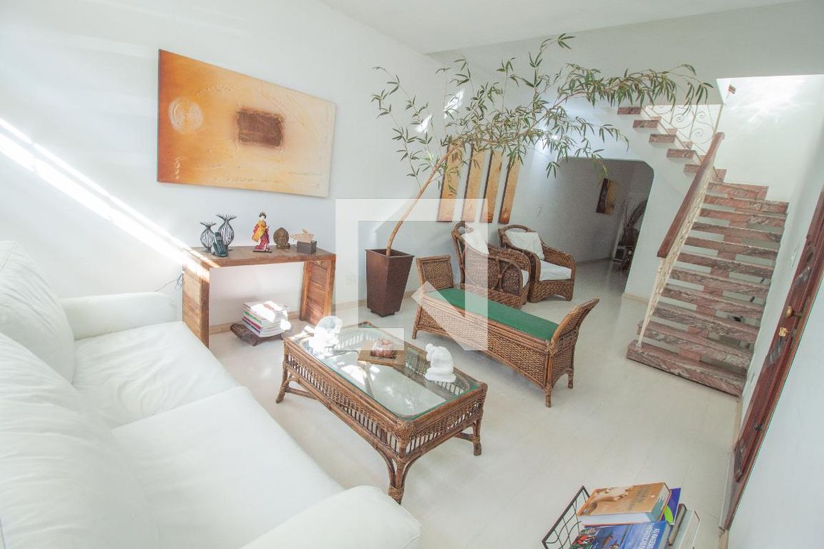 Casa, 4 quartos, 230 m² - Foto 3