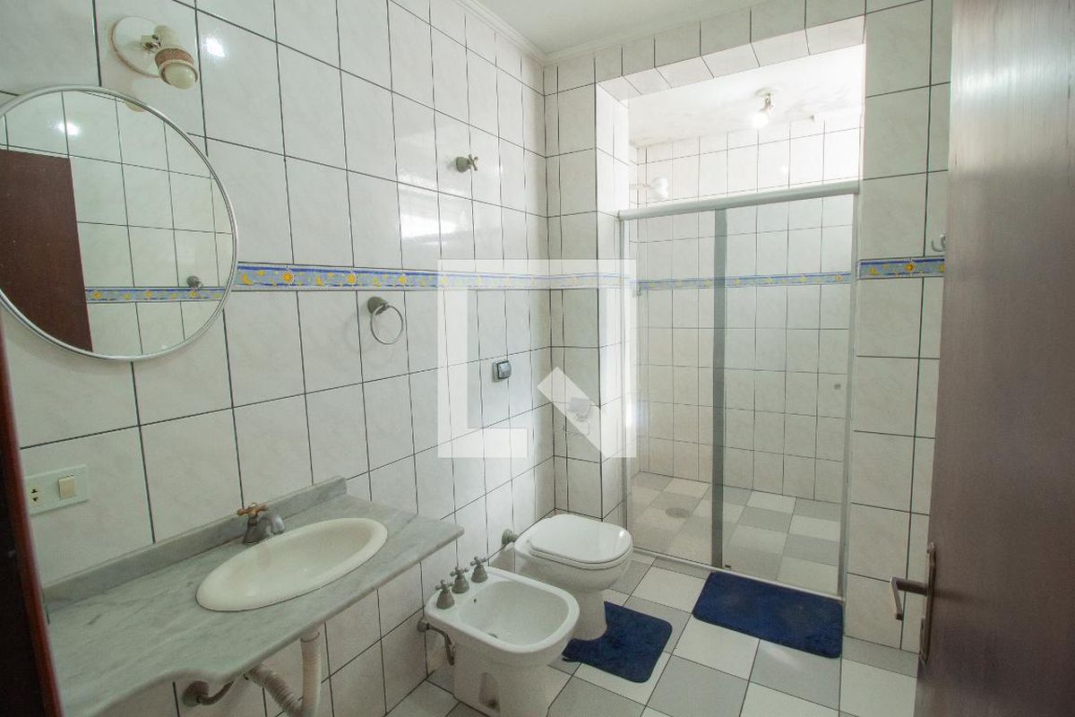 Casa, 4 quartos, 230 m² - Foto 38