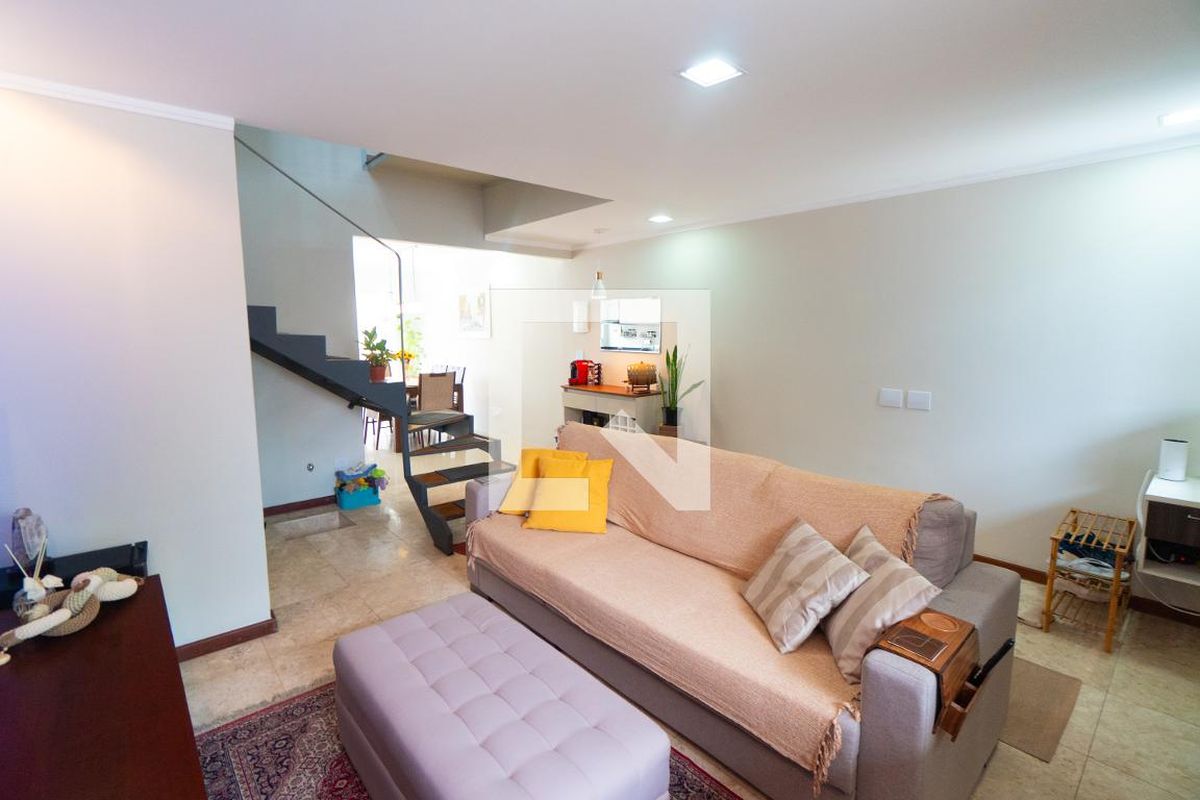 Casa, 7 quartos, 200 m² - Foto 4