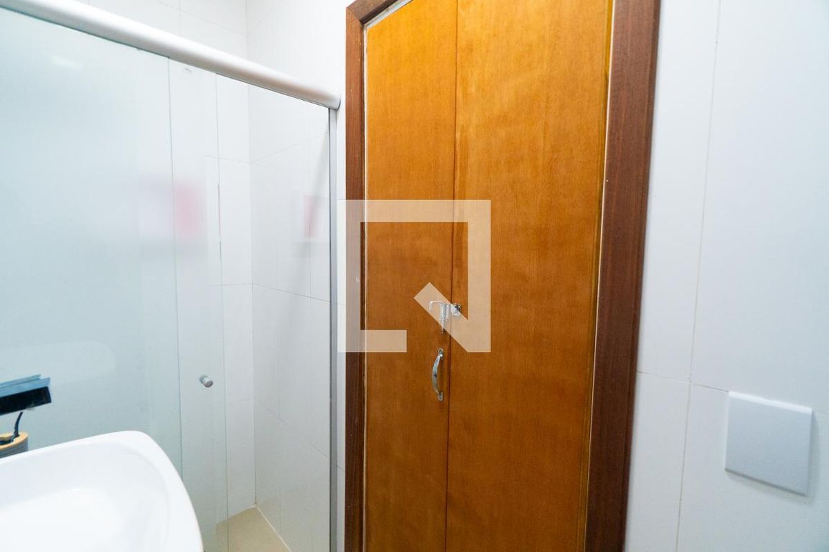 Casa, 7 quartos, 200 m² - Foto 25