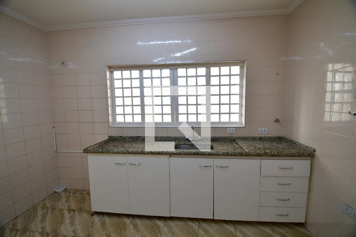 Casa à Venda - Jardim Chapadão, 4 Quartos,  400 m2 em , Campinas - sp | SoloBR