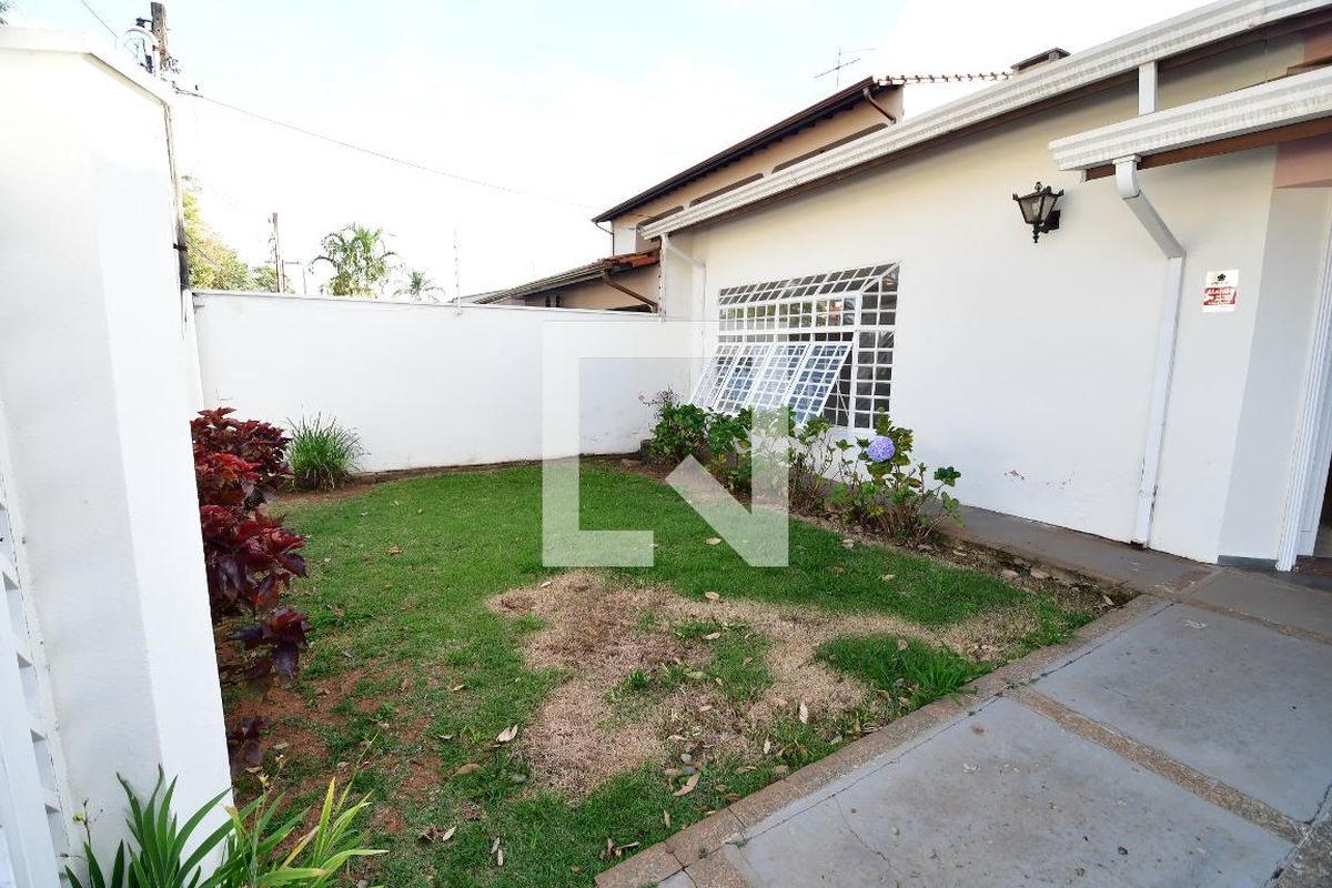 Casa à Venda - Jardim Chapadão, 4 Quartos,  400 m2 em , Campinas - sp | SoloBR