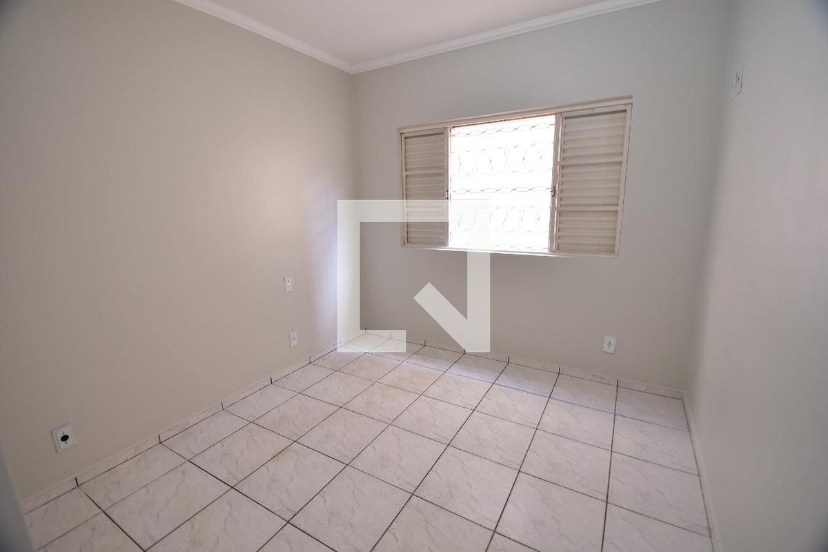 Casa à Venda - Jardim Chapadão, 4 Quartos,  400 m2 em , Campinas - sp | SoloBR