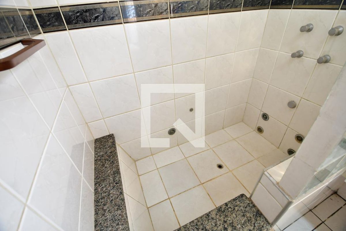 Casa à Venda - Jardim Chapadão, 4 Quartos,  400 m2 em , Campinas - sp | SoloBR