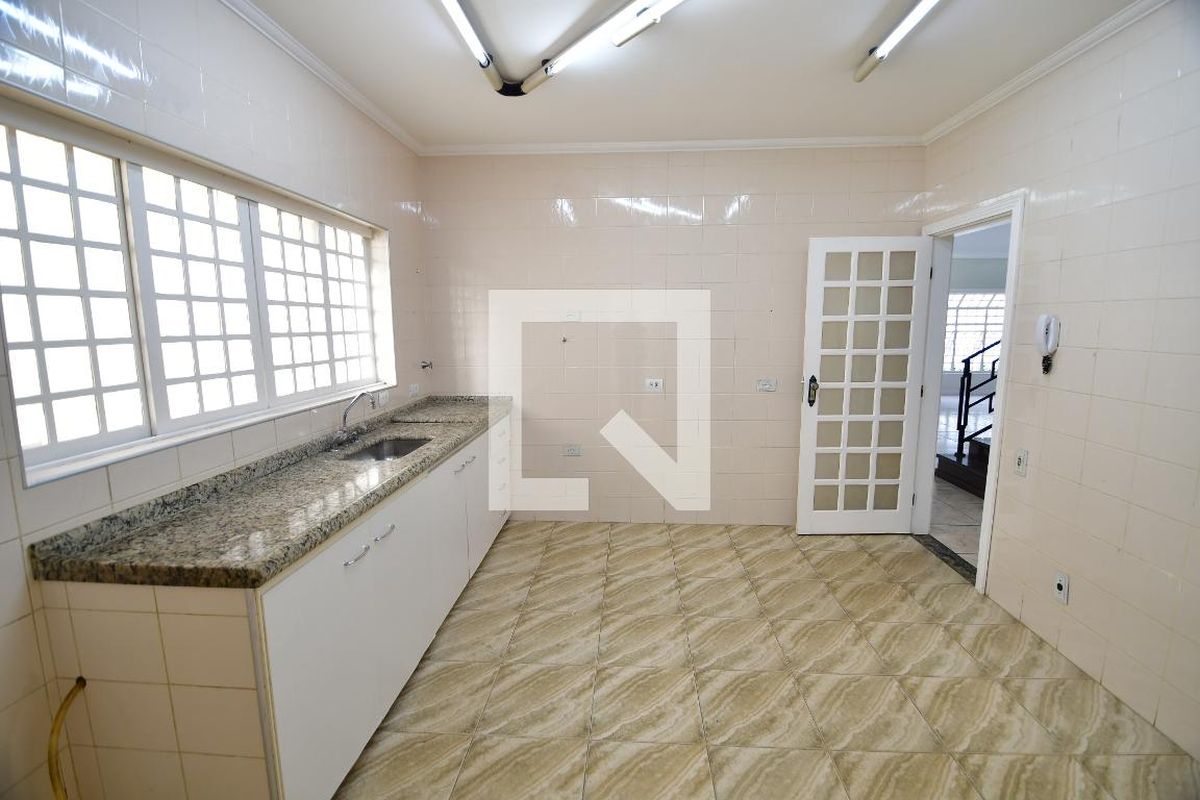 Casa à Venda - Jardim Chapadão, 4 Quartos,  400 m2 em , Campinas - sp | SoloBR