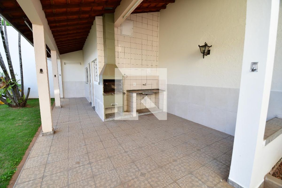 Casa à Venda - Jardim Chapadão, 4 Quartos,  400 m2 em , Campinas - sp | SoloBR