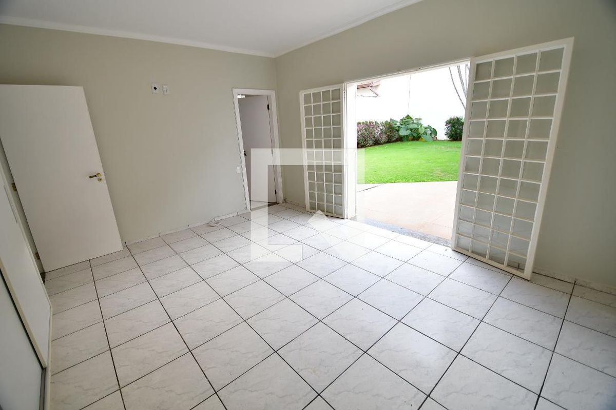Casa à Venda - Jardim Chapadão, 4 Quartos,  400 m2 em , Campinas - sp | SoloBR