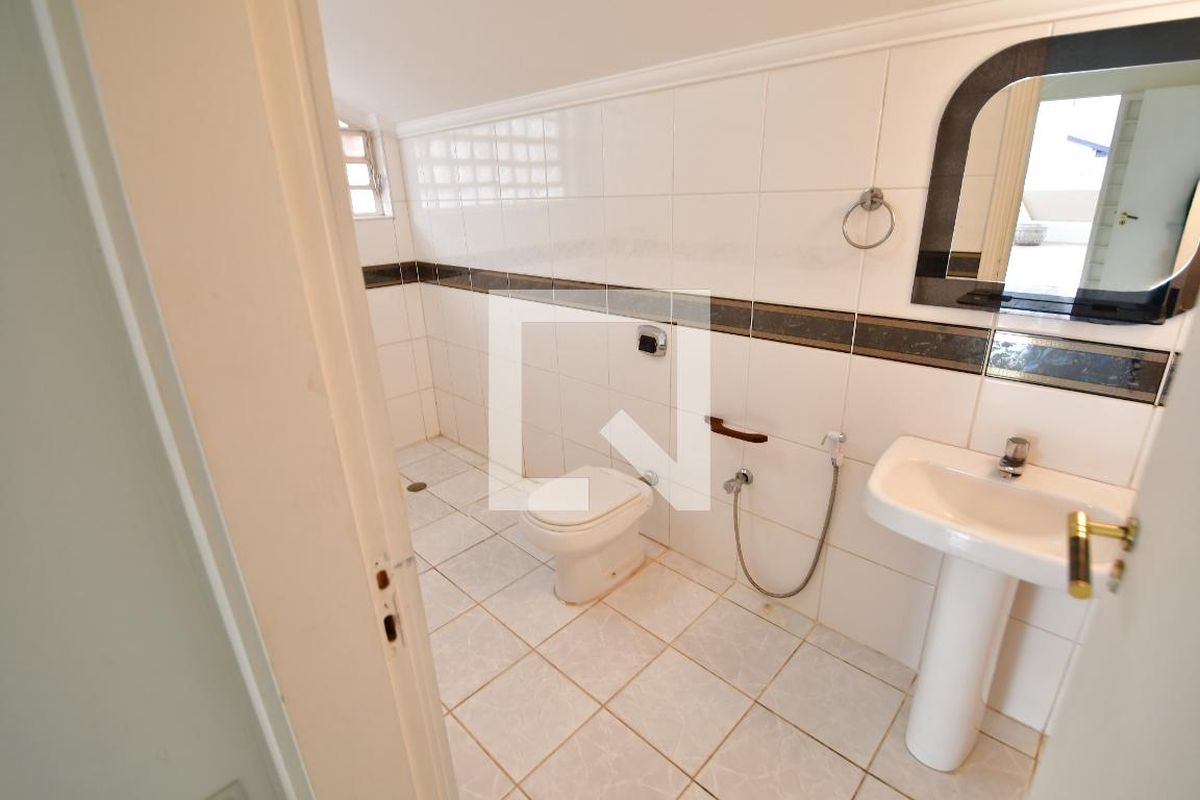 Casa à Venda - Jardim Chapadão, 4 Quartos,  400 m2 em , Campinas - sp | SoloBR