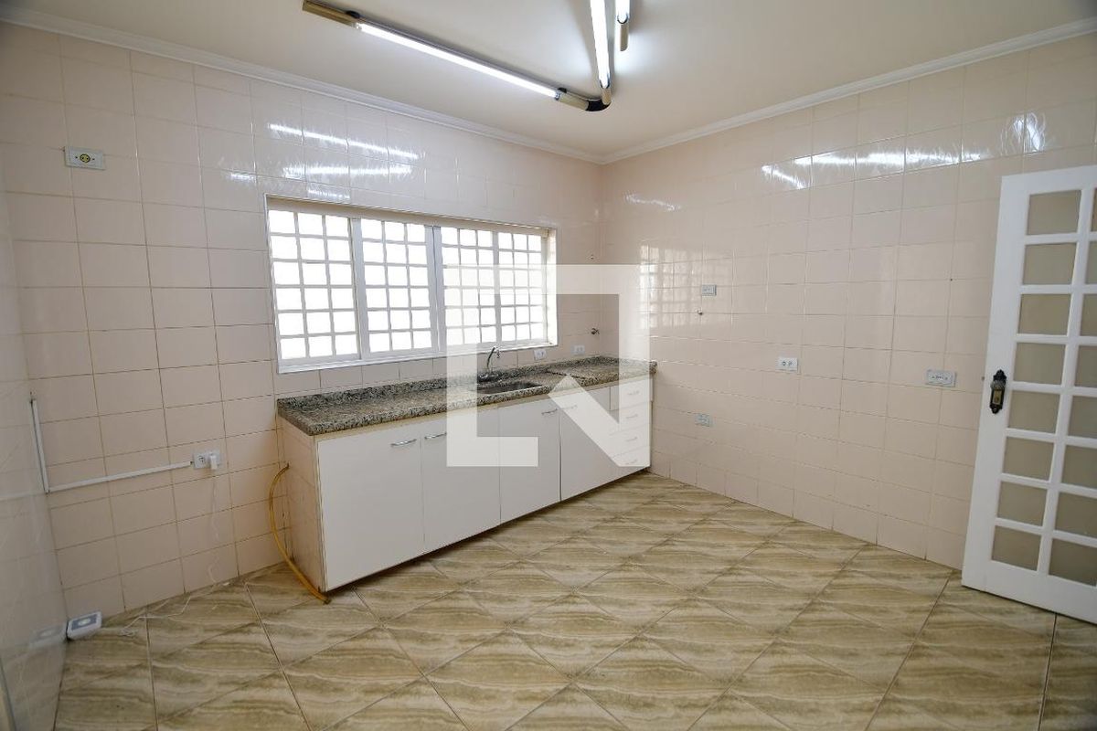 Casa à Venda - Jardim Chapadão, 4 Quartos,  400 m2 em , Campinas - sp | SoloBR