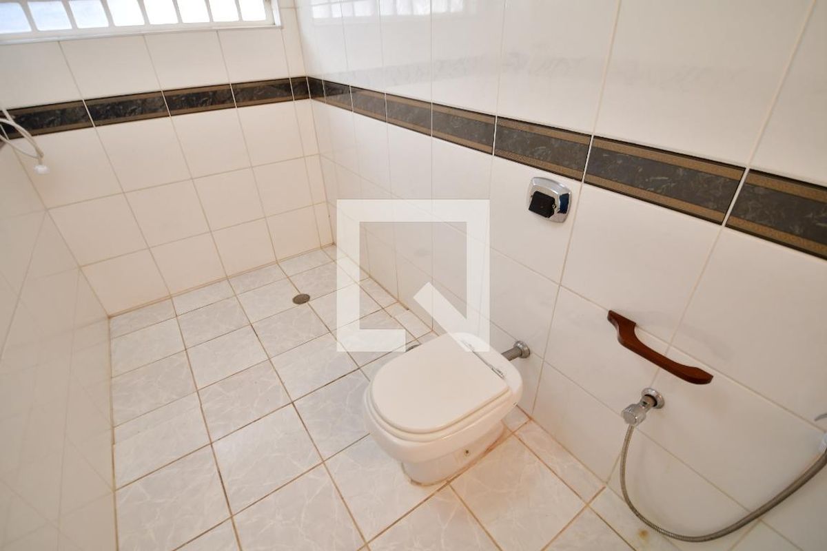 Casa à Venda - Jardim Chapadão, 4 Quartos,  400 m2 em , Campinas - sp | SoloBR