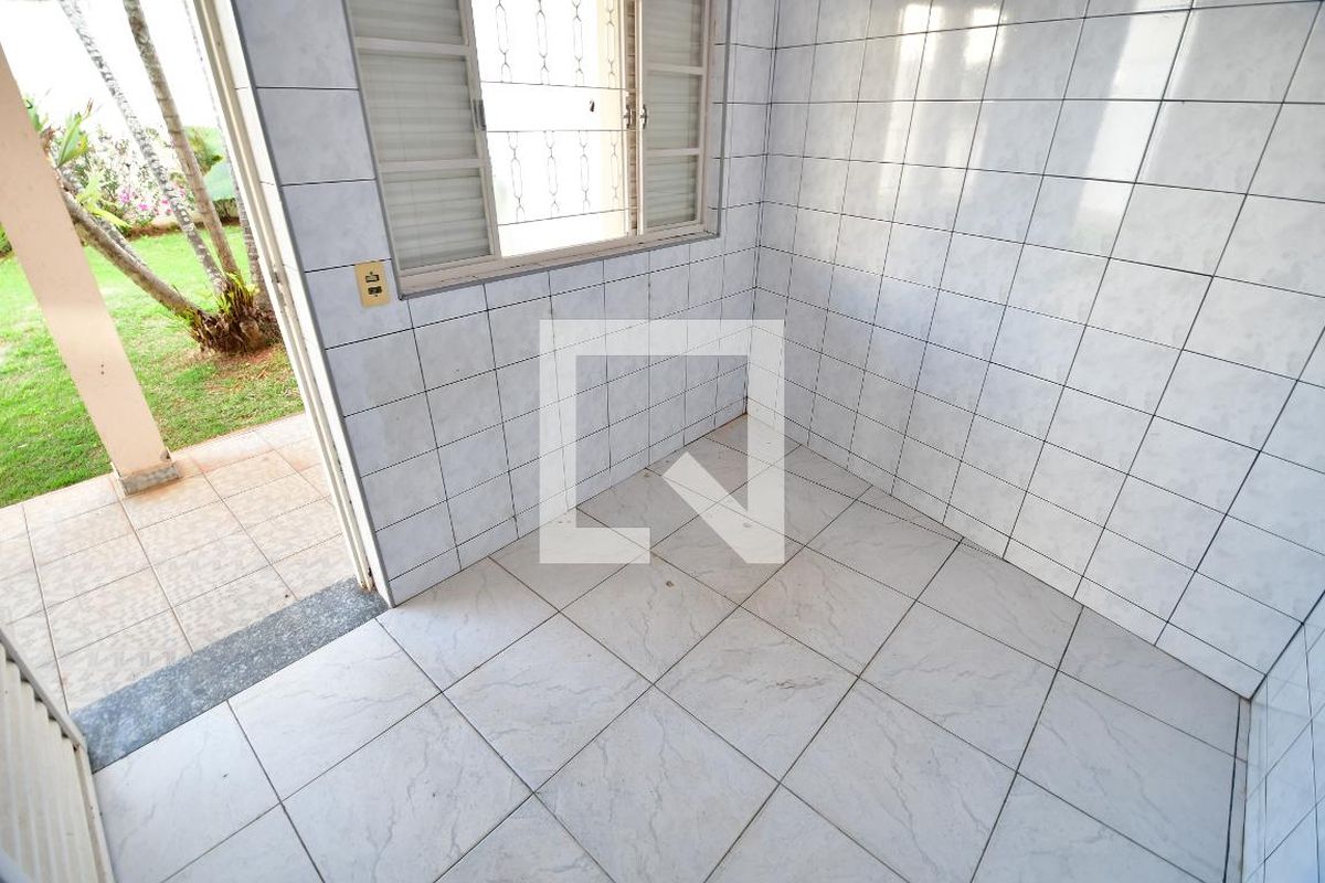 Casa à Venda - Jardim Chapadão, 4 Quartos,  400 m2 em , Campinas - sp | SoloBR