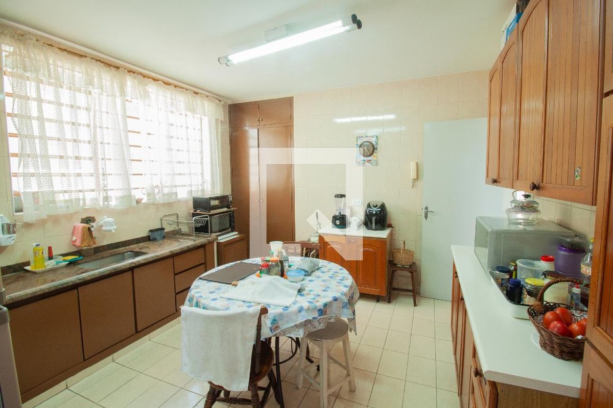 Casa, 4 quartos, 180 m² - Foto 13