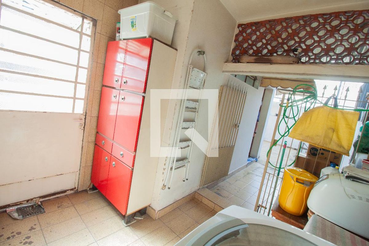 Casa, 4 quartos, 180 m² - Foto 41