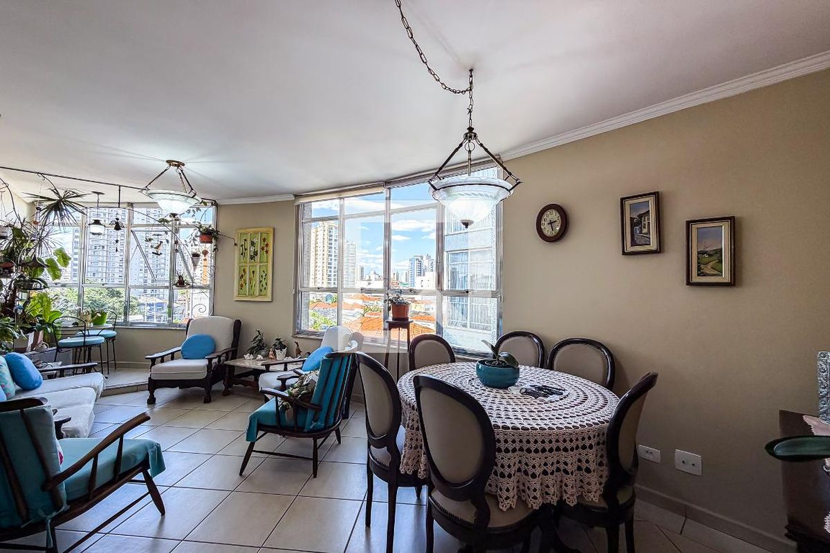 Apartamento, 3 quartos, 140 m² - Foto 1