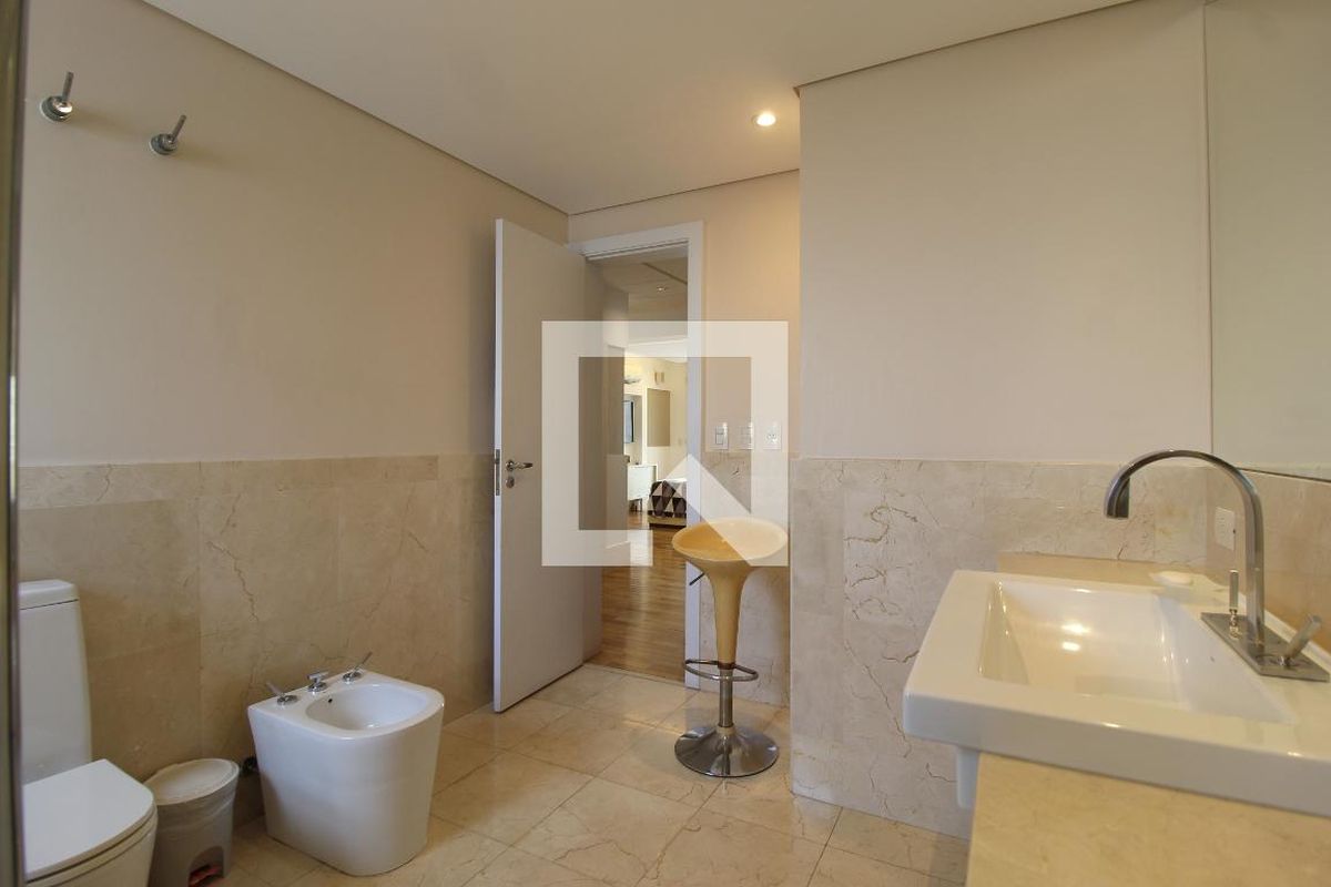 Apartamento, 3 quartos, 298 m² - Foto 35