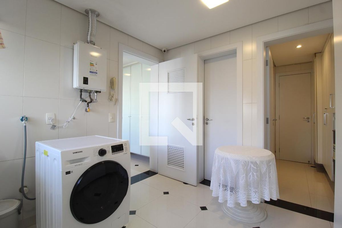 Apartamento, 3 quartos, 298 m² - Foto 47
