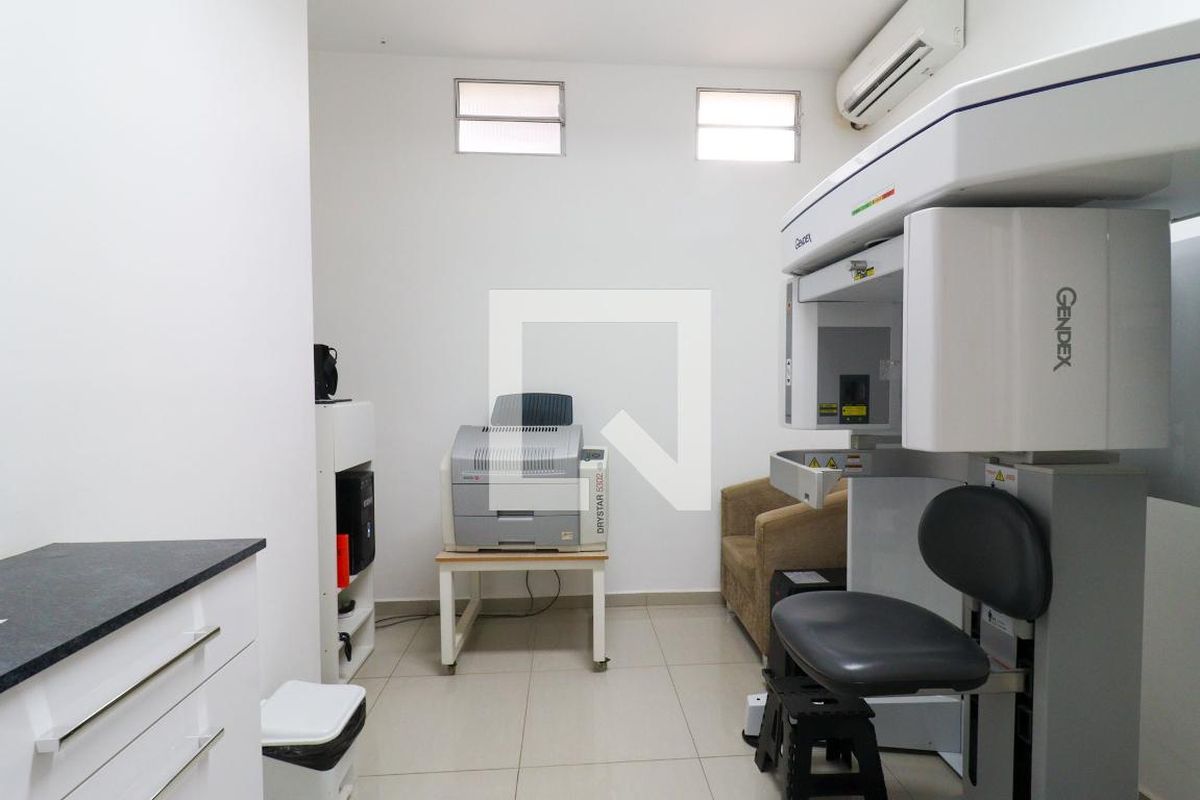 Casa à Venda - Guanabara, 1 Quarto,  300 m2 em , Campinas - sp | SoloBR