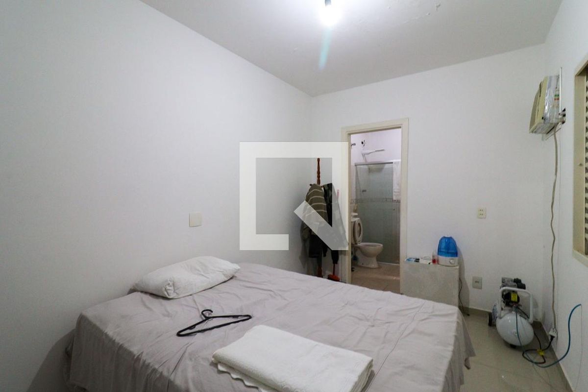 Casa à Venda - Guanabara, 1 Quarto,  300 m2 em , Campinas - sp | SoloBR