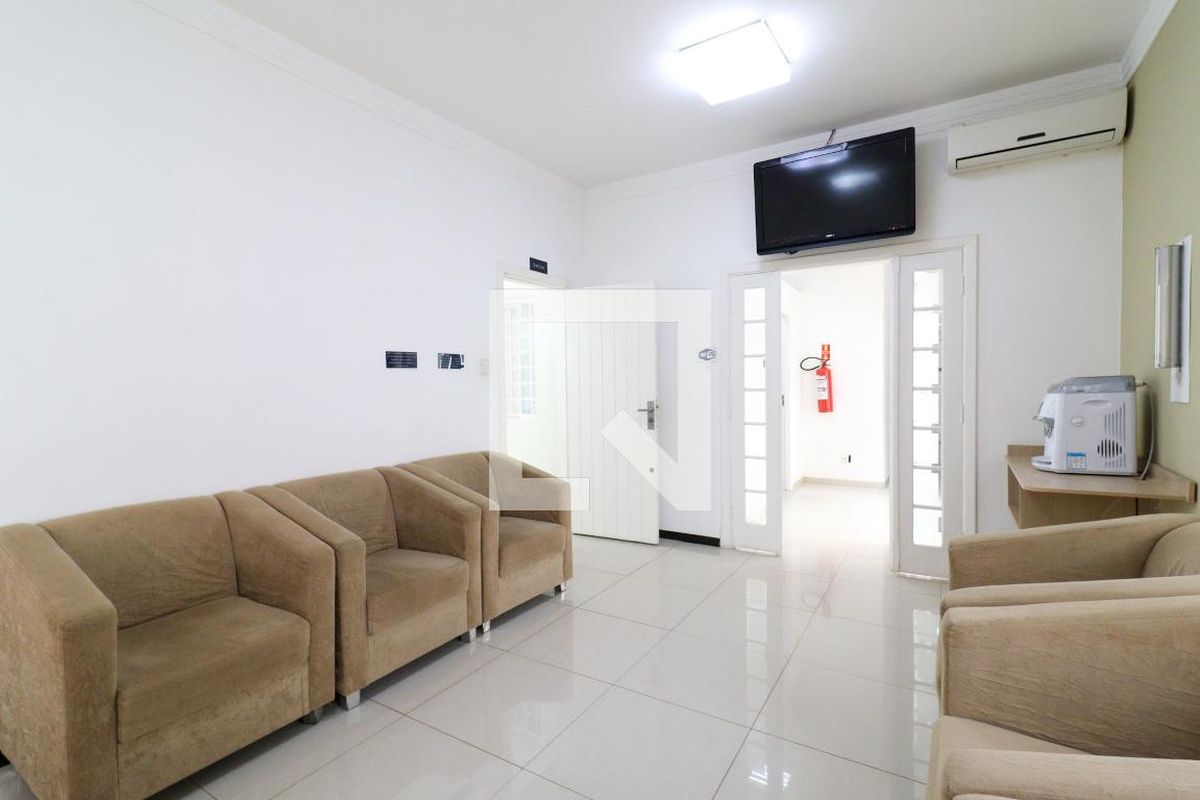 Casa à Venda - Guanabara, 1 Quarto,  300 m2 em , Campinas - sp | SoloBR