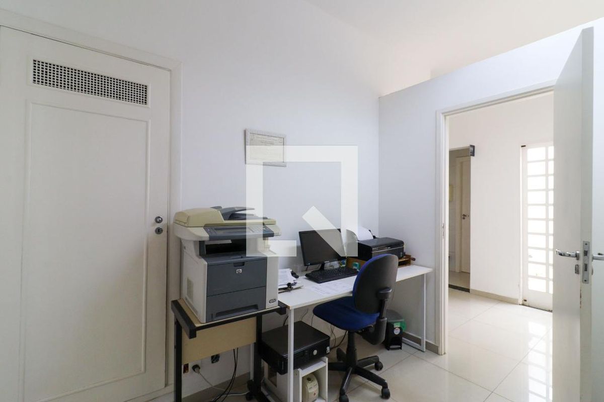 Casa à Venda - Guanabara, 1 Quarto,  300 m2 em , Campinas - sp | SoloBR