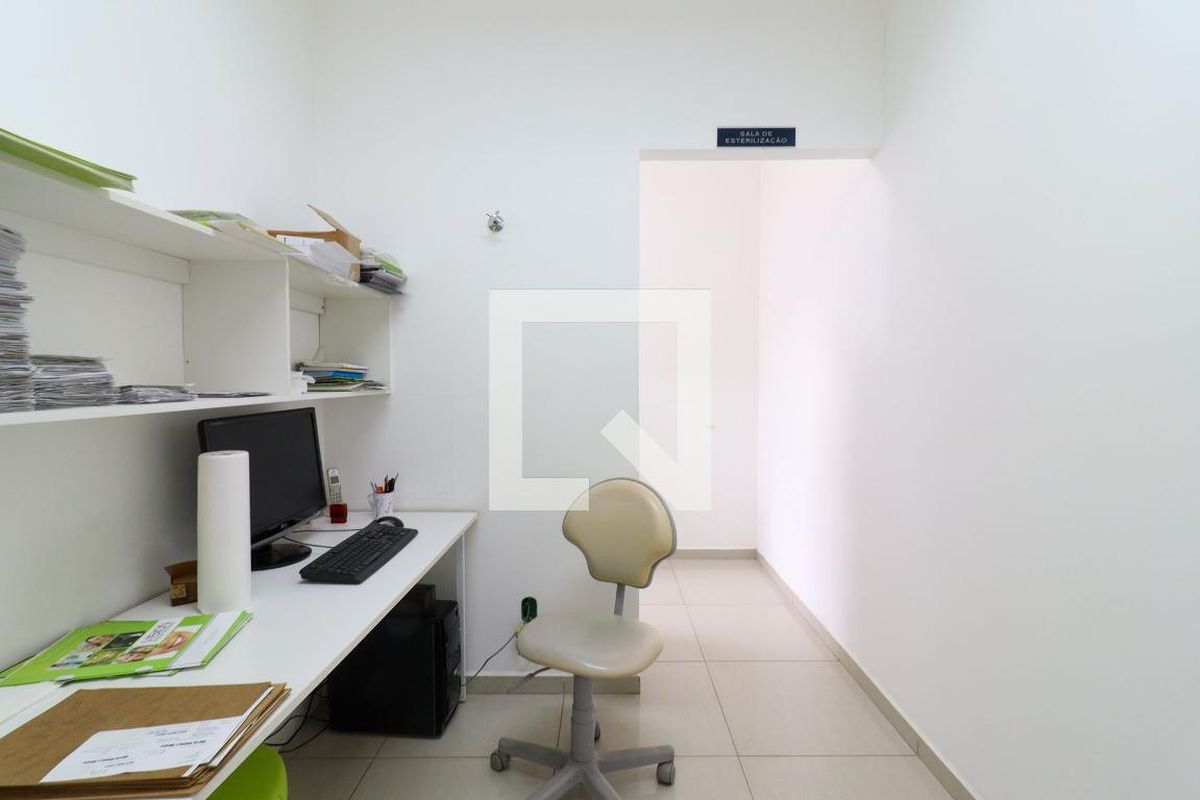 Casa à Venda - Guanabara, 1 Quarto,  300 m2 em , Campinas - sp | SoloBR