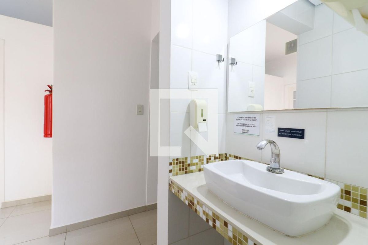 Casa à Venda - Guanabara, 1 Quarto,  300 m2 em , Campinas - sp | SoloBR