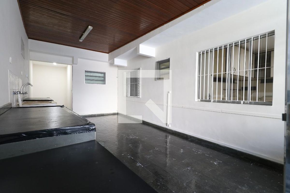 Casa, 3 quartos, 249 m² - Foto 43