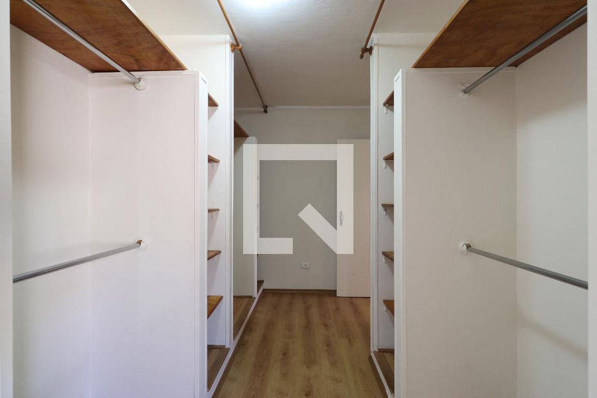 Casa, 3 quartos, 249 m² - Foto 33