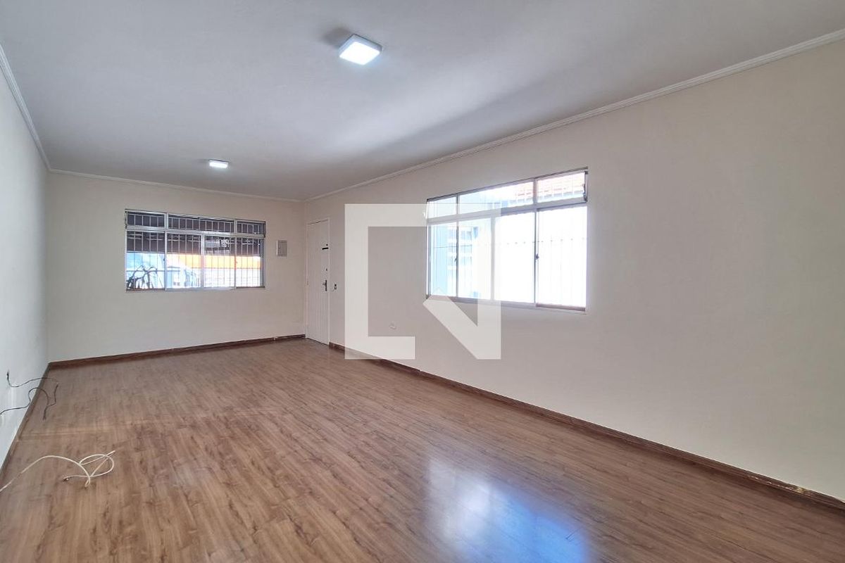 Casa, 3 quartos, 249 m² - Foto 2