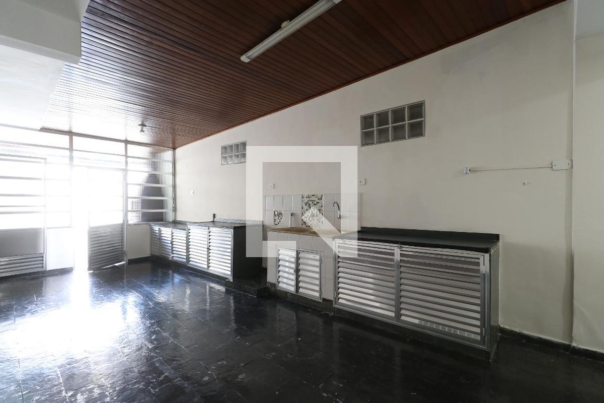 Casa, 3 quartos, 249 m² - Foto 41
