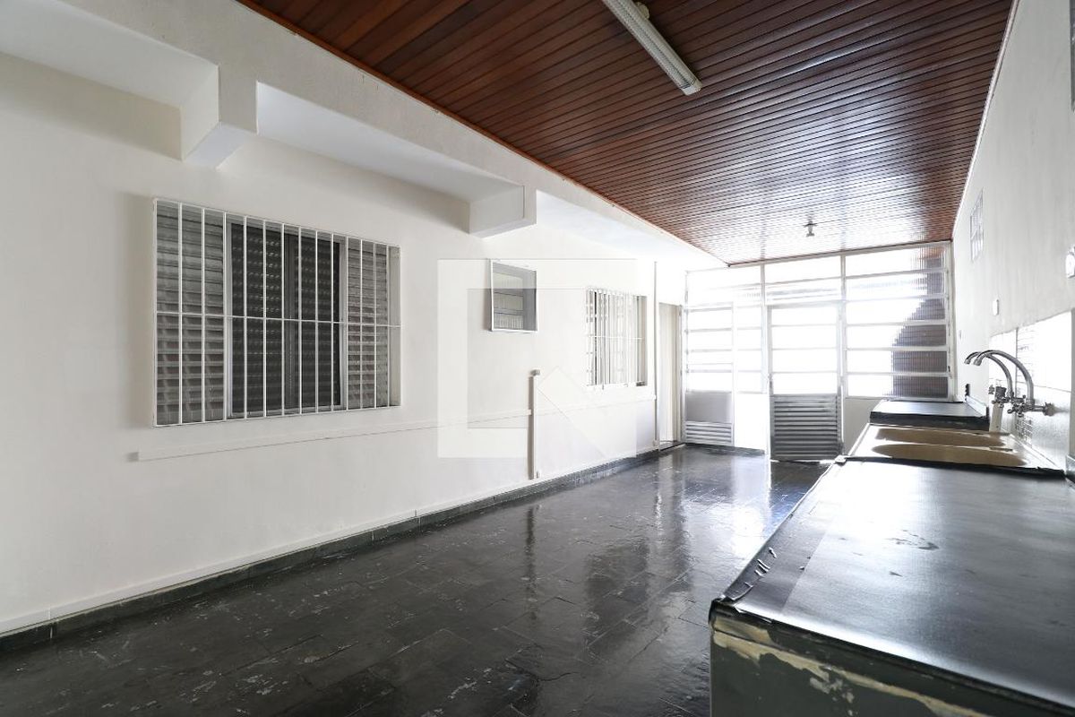 Casa, 3 quartos, 249 m² - Foto 40