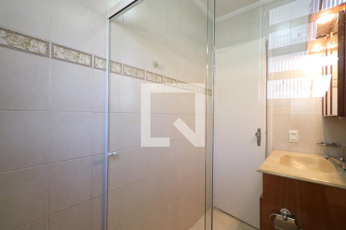 Casa, 3 quartos, 249 m² - Foto 39