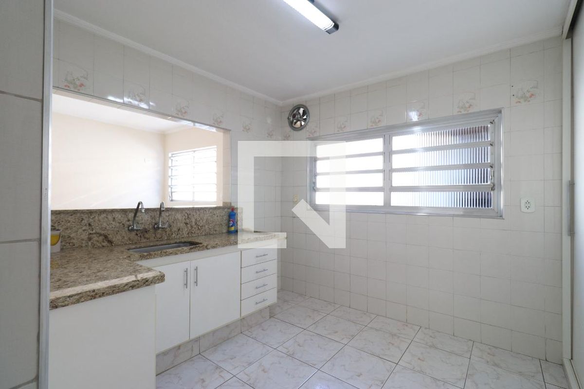 Casa, 3 quartos, 249 m² - Foto 10