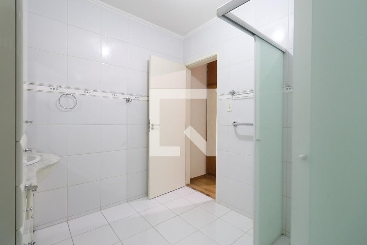 Casa, 3 quartos, 249 m² - Foto 23