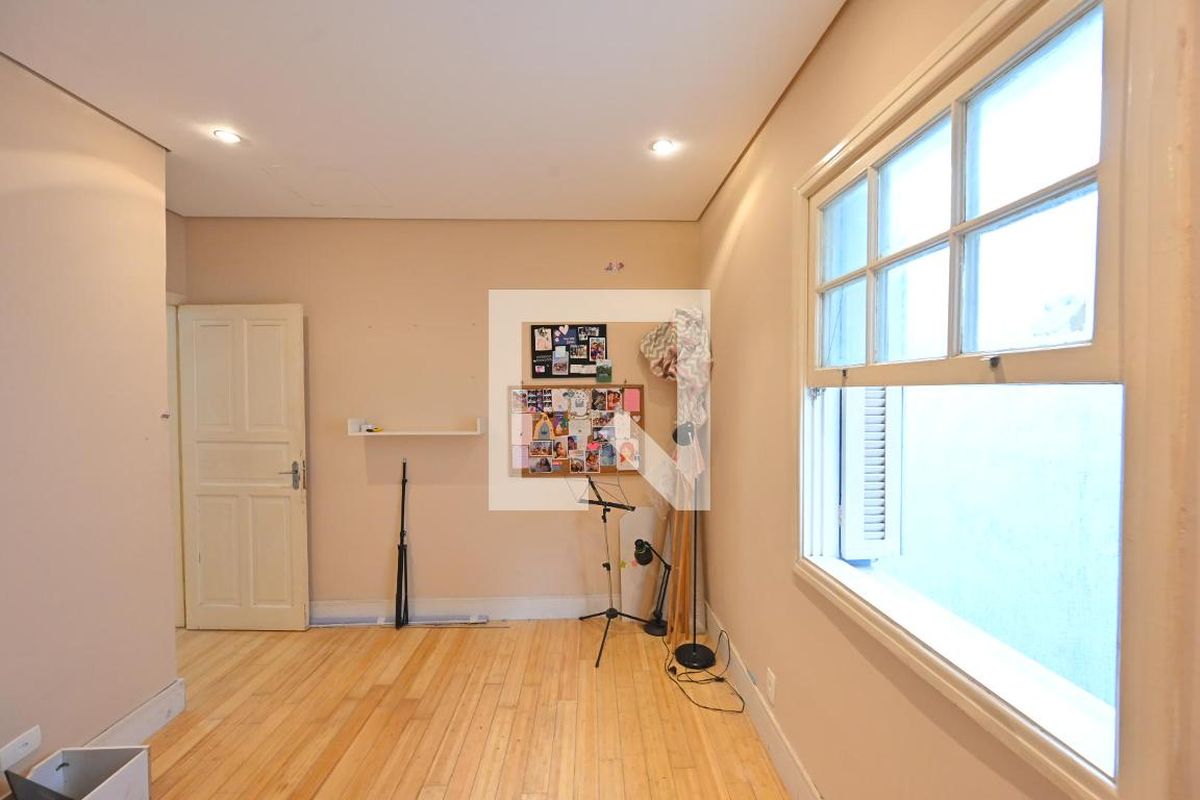 Casa, 4 quartos, 200 m² - Foto 13