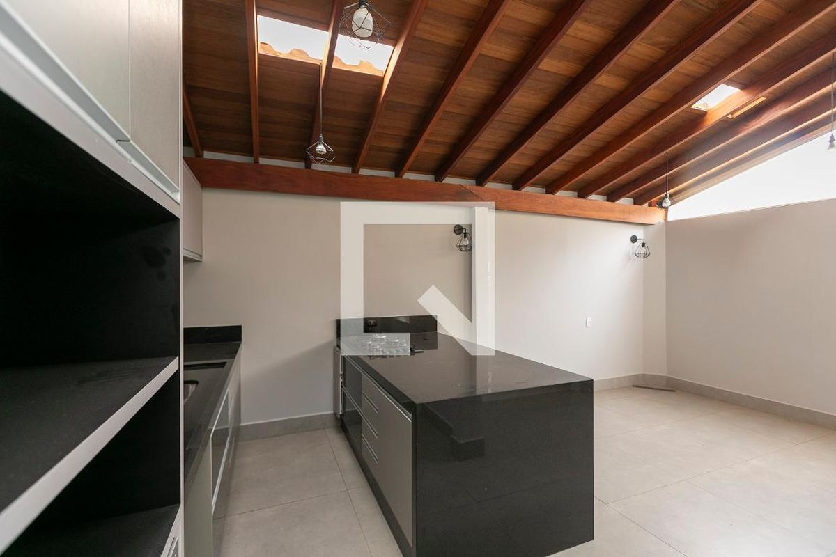 Casa à Venda - Mansões Santo Antônio, 2 Quartos,  110 m2 em , Campinas - sp | SoloBR