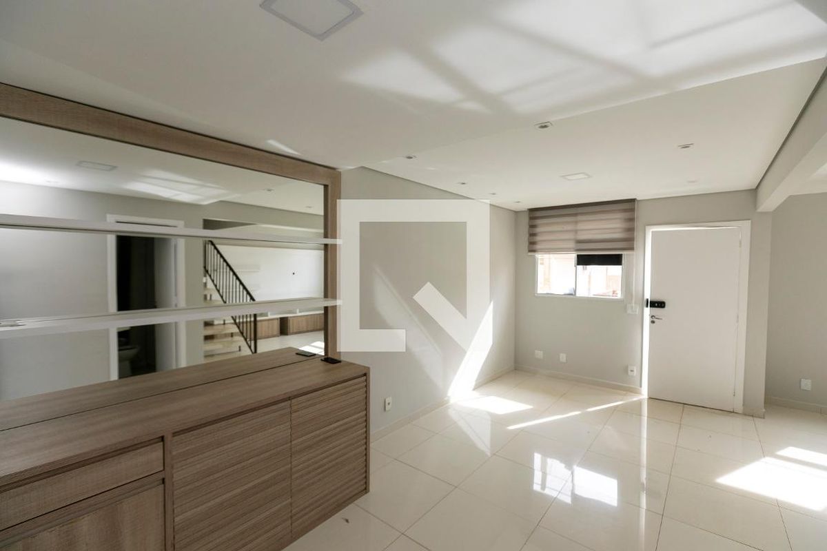 Casa à Venda - Mansões Santo Antônio, 2 Quartos,  110 m2 em , Campinas - sp | SoloBR