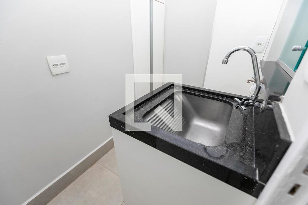 Casa à Venda - Mansões Santo Antônio, 2 Quartos,  110 m2 em , Campinas - sp | SoloBR