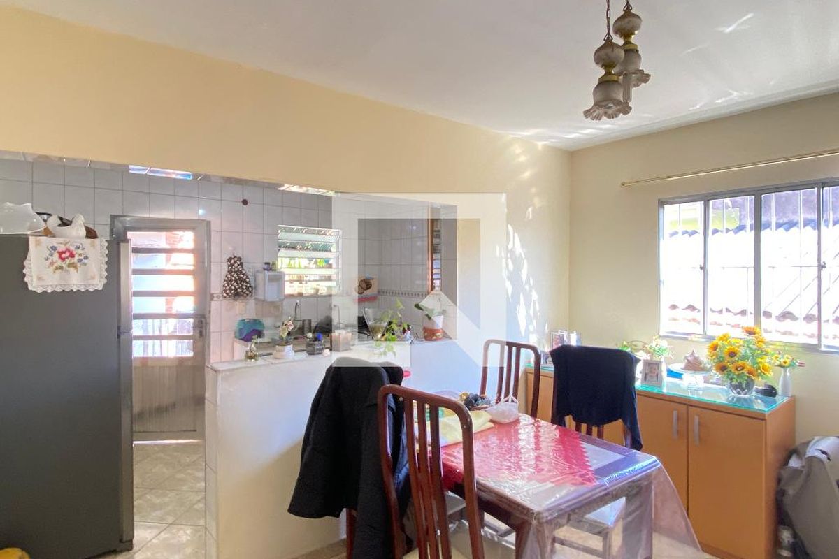 Casa, 3 quartos, 200 m² - Foto 13