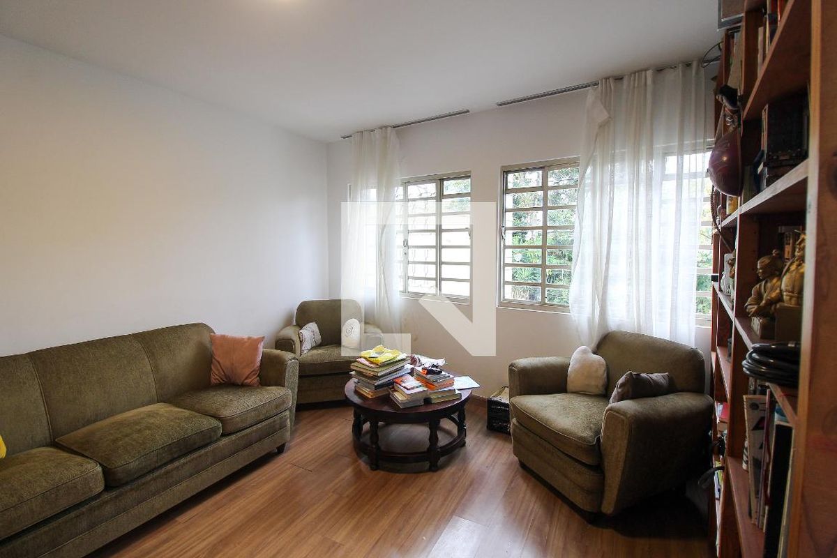Casa, 3 quartos, 135 m² - Foto 1