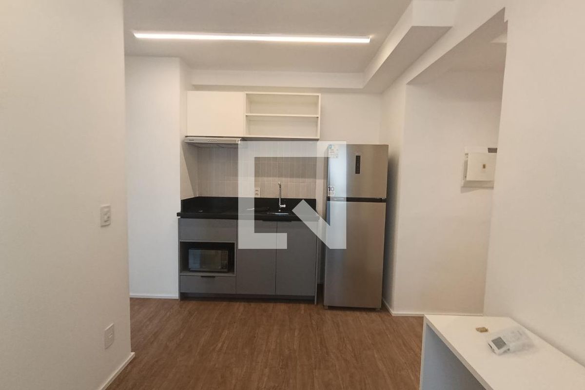Apartamento, 1 quarto, 29 m² - Foto 2