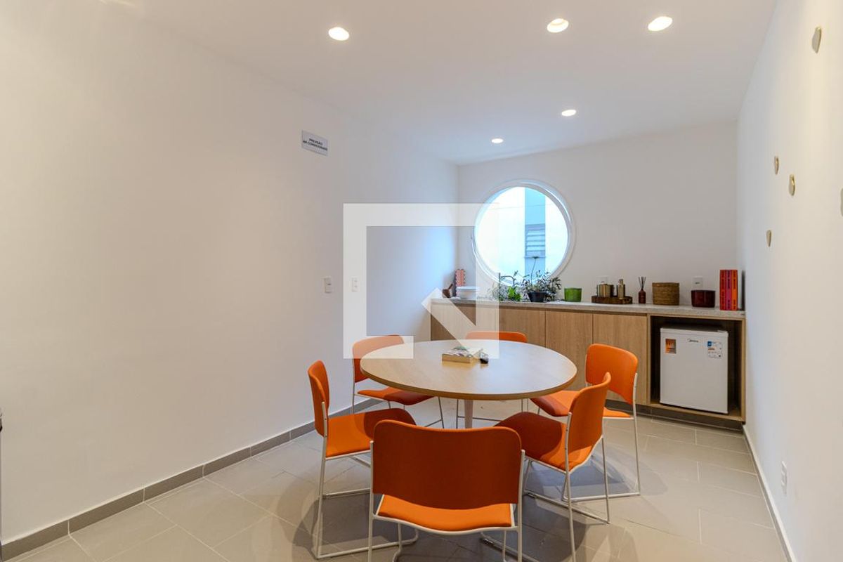 Apartamento, 1 quarto, 27 m² - Foto 21