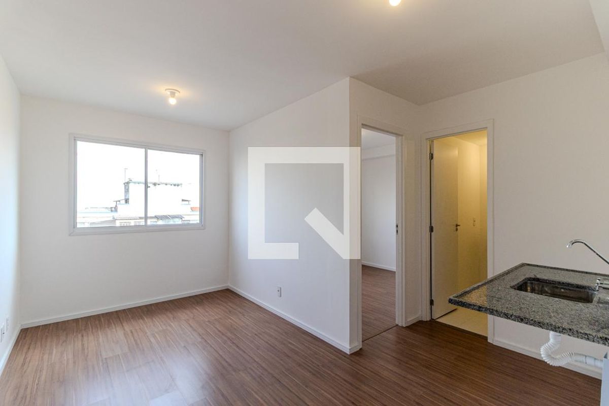 Apartamento, 1 quarto, 27 m² - Foto 1